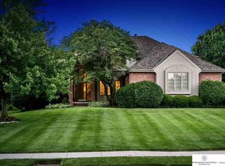 15920 California St, Omaha, NE 68118