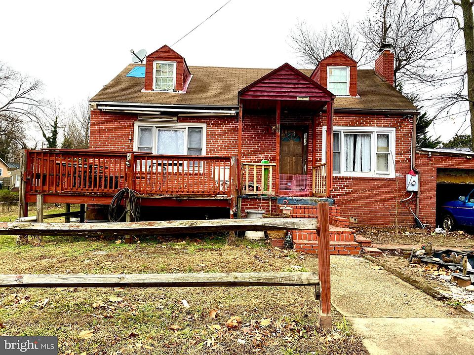 1st image of 2810 E Lee Ave