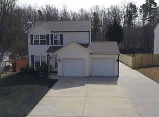 3819 Raintree Dr, Greensboro, NC 27407