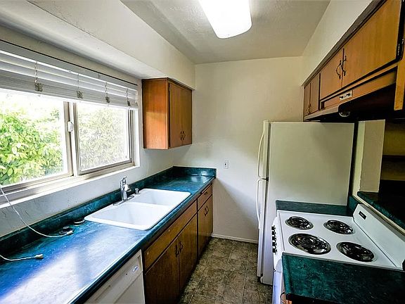 2nd image of 3737 Keating St APT 1