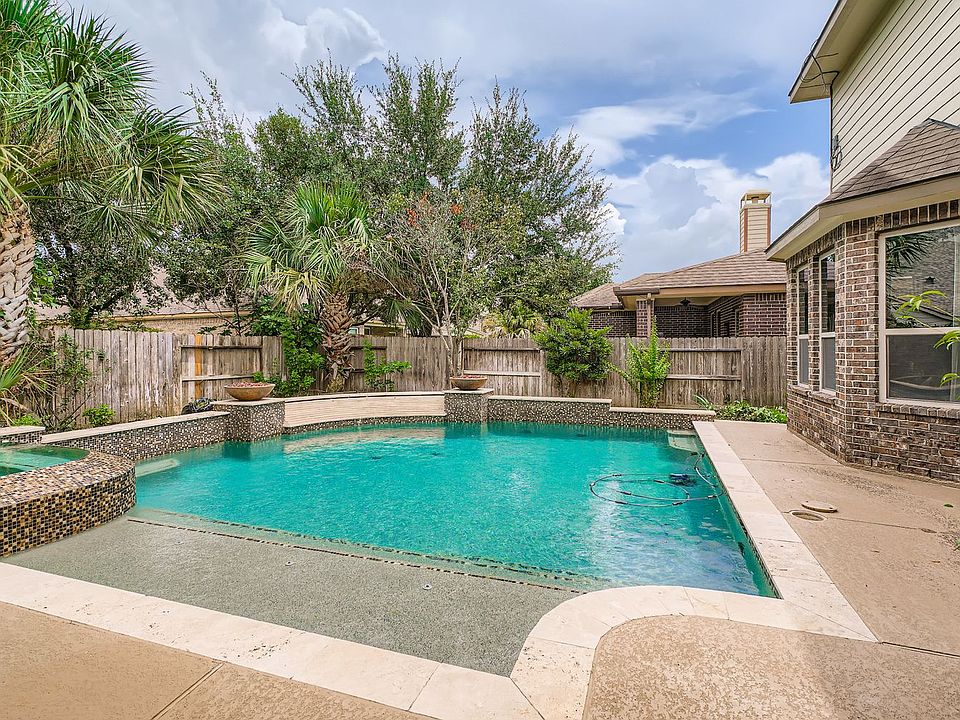 1st image of 28118 Harper Creek Ln