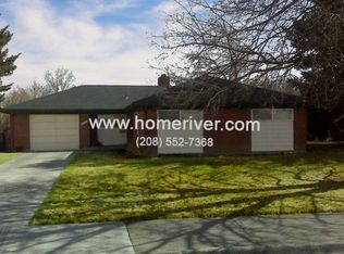 812 Maplewood Dr, Idaho Falls, ID 83401