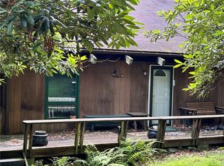 221 N Locust Rd, Acme, PA 15610