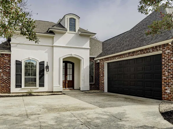 15454 Summer Trace Dr, Prairieville, LA 70769