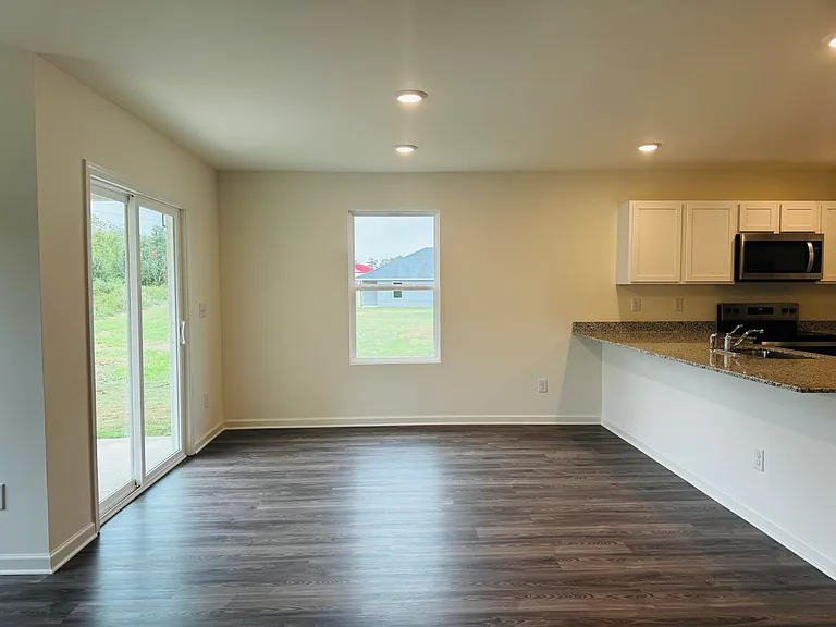 227 Isabella Way — Photo 6
