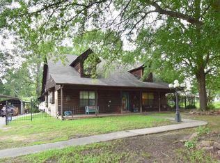 207 Redwater Rd, Wake Village, TX 75501