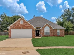 6033 Whitney Dr, Bossier City, LA 71111