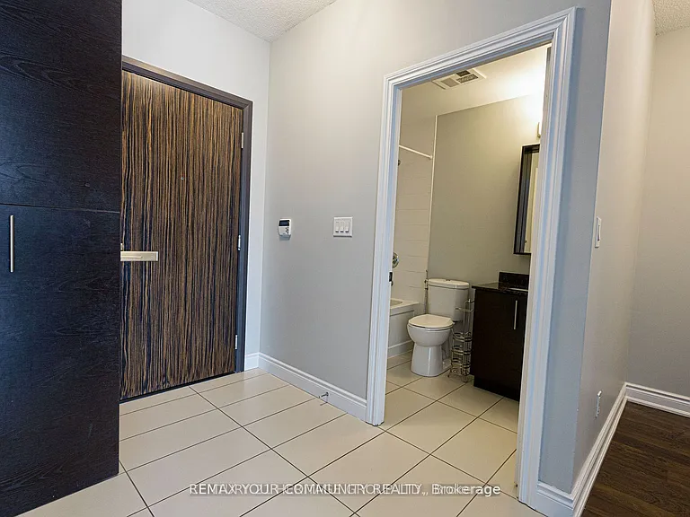 325 S Park Rd #1210 — Photo 6