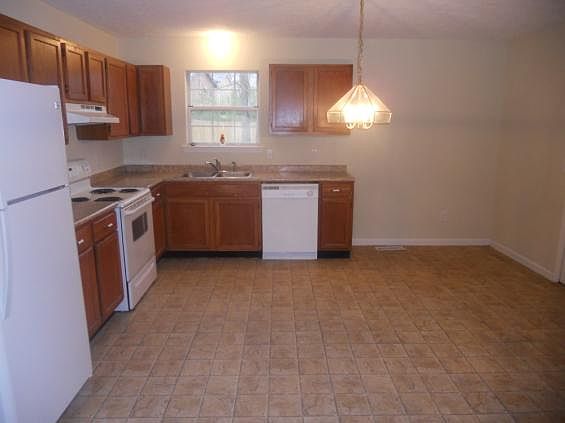 61550_Kitchen_04152013