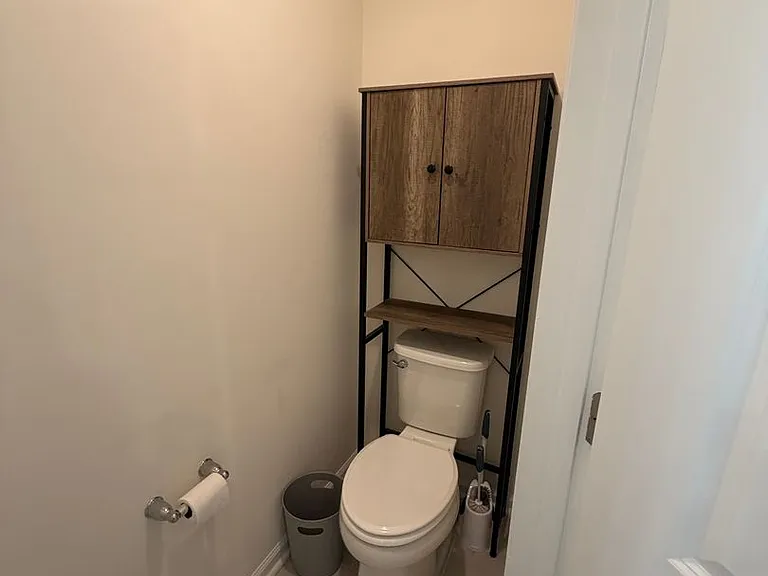 419 Trotters Ln — Photo 9
