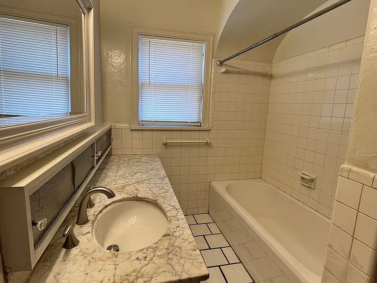 1414/1416 N Drexel — Photo 11