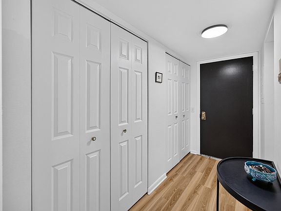 2nd image of 2805 Century Harbor Rd APT 4