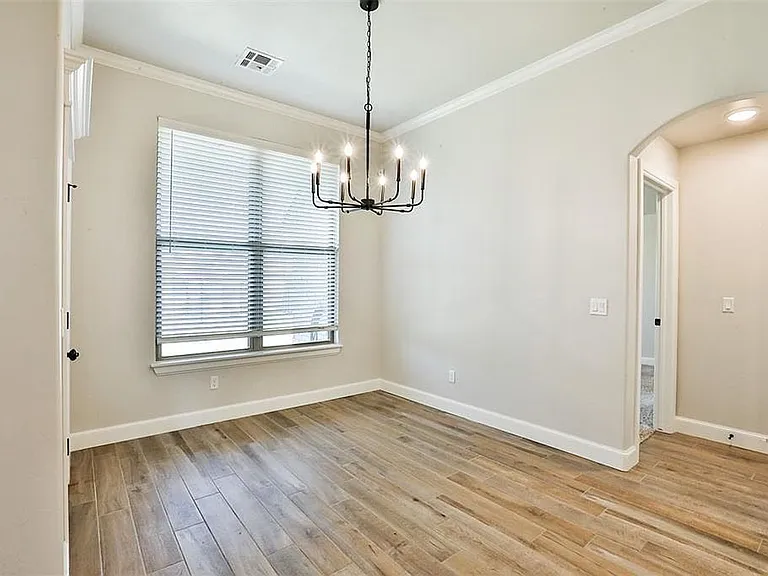 9301 SW 44th Ter — Photo 12