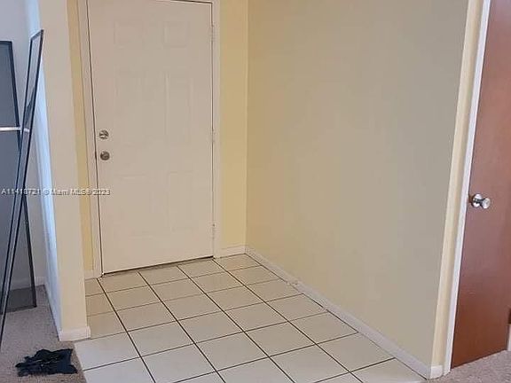 4th image of 307 S Jefferson St