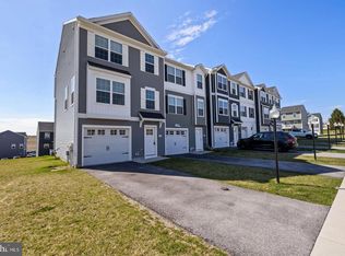 907 Rising Sun Ln, Chambersburg, PA 17201