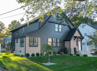 62 Washington Ave, Needham, MA 02492