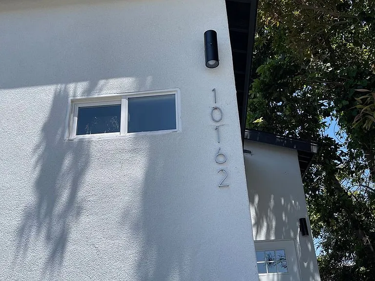 10160 Cunningham Ave — Photo 24