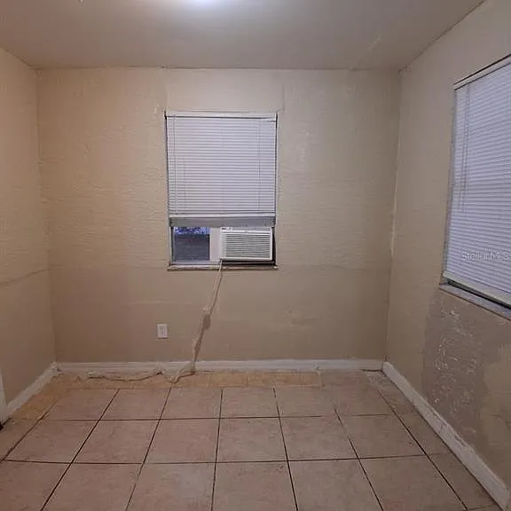 1209 Carlsbad Pl — Photo 12