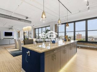290 Market St UNIT 702, Minneapolis, MN 55405