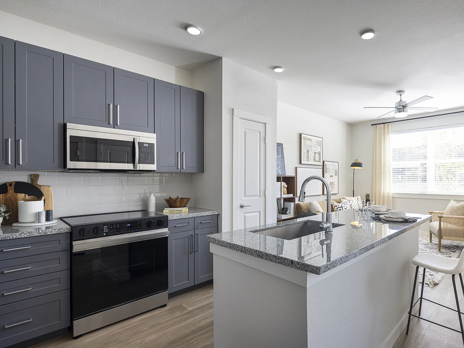 Broadstone Oliver — Photo 2