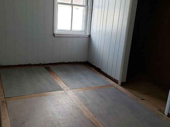 4th image of 417 East Ave