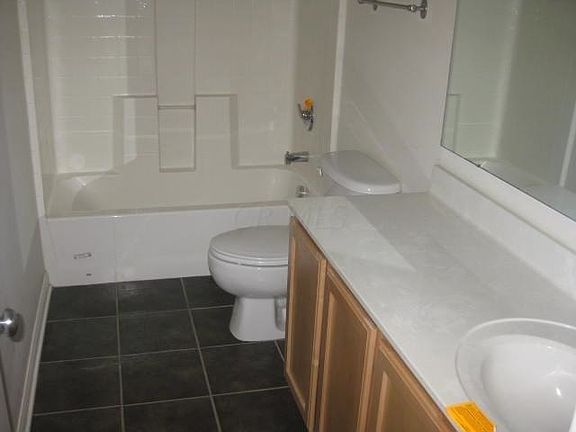 4th image of 2835 Acarie Dr