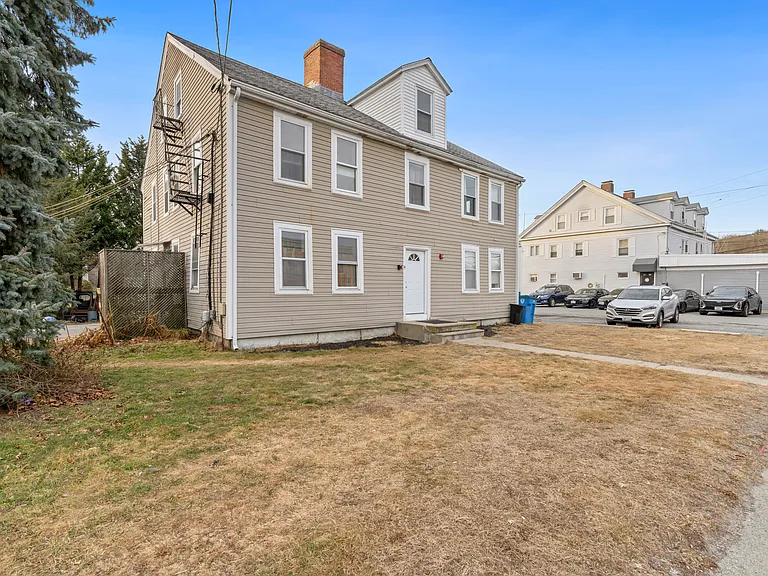 13 Main St #1B — Photo 9