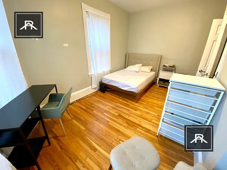 5 Oswald St #2 — Photo 8