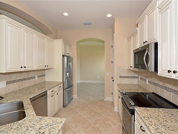 4th image of 12065 Covent Gardens Ct #1703