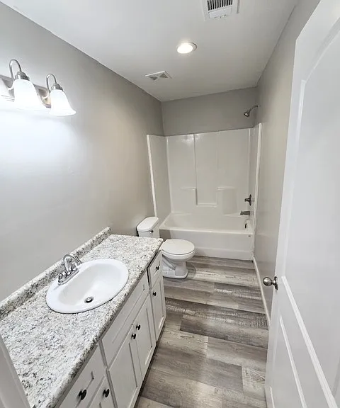 12B Beach Rd #12B — Photo 8
