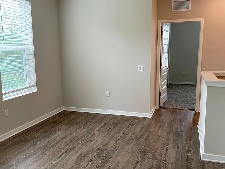1500 Neo Landings Loop — Photo 46