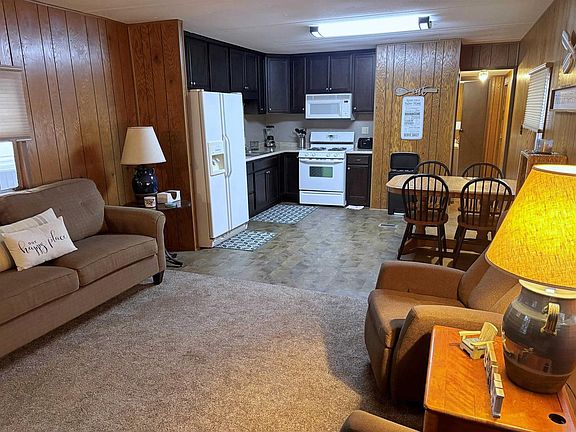 5th image of 10P Shady Pines Road