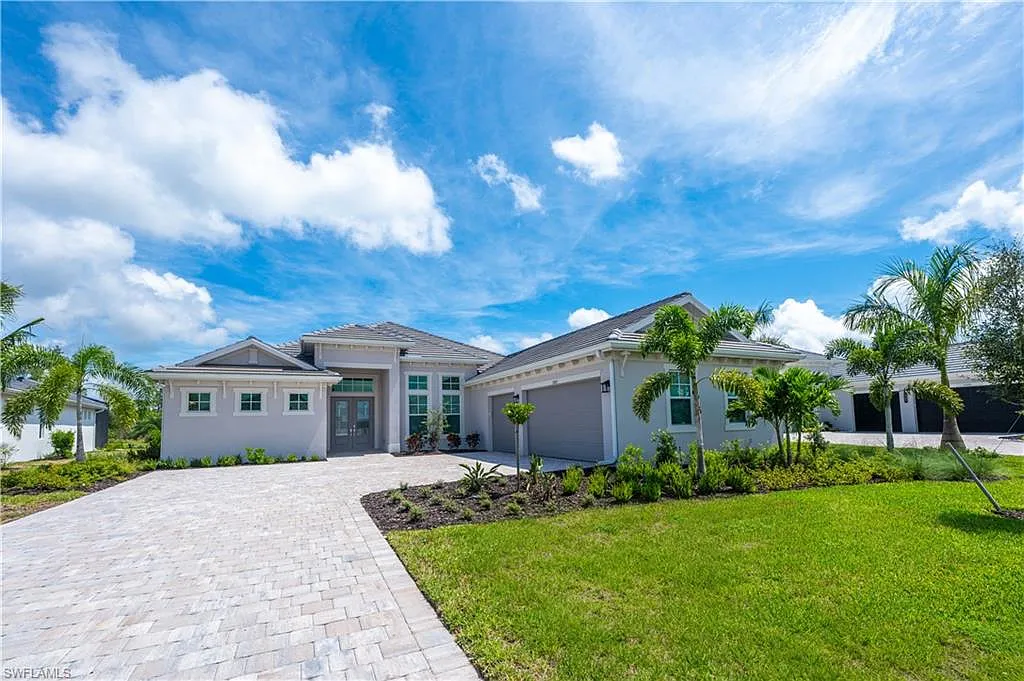 4 bed, 3.0 bath, 2966 sqft, $8,500 — Photo 1