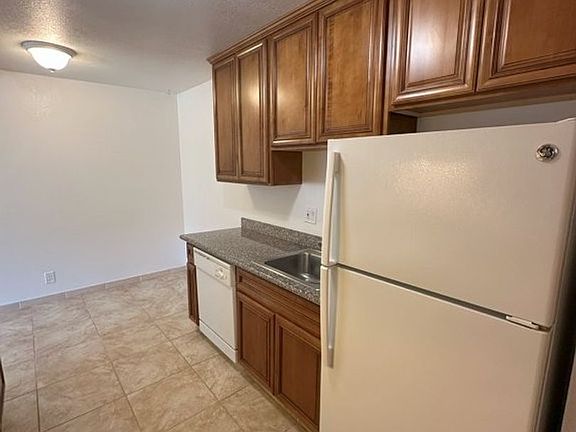 5th image of 1584 164th Ave #17
