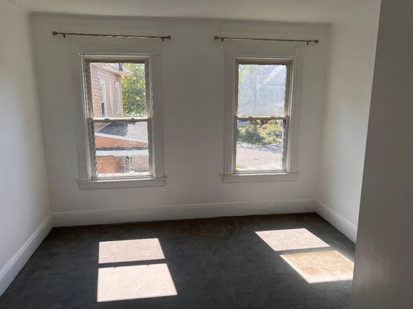 167-169 Pineywoods Ave