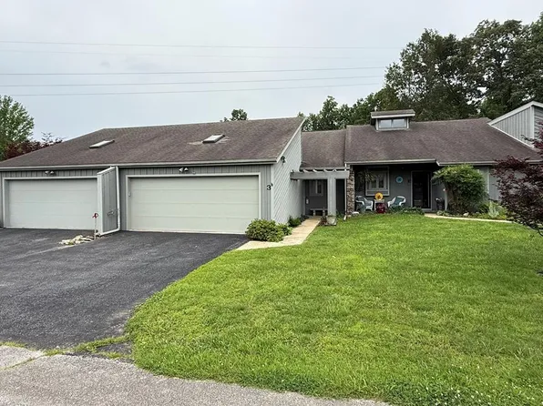 3 Shadowbrook Dr, Poplar Bluff, MO 63901