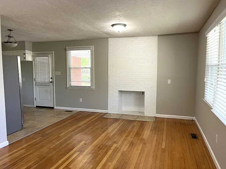 606 Terrace Hill Rd — Photo 3