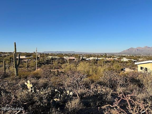 2nd image of 987 N Leutea Dr