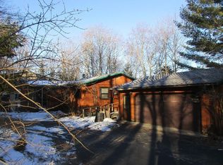 3296 Havenwood Dr, Johannesburg, MI 49751