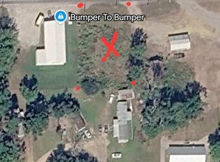 910 N 1st St, Timpson, TX 75975