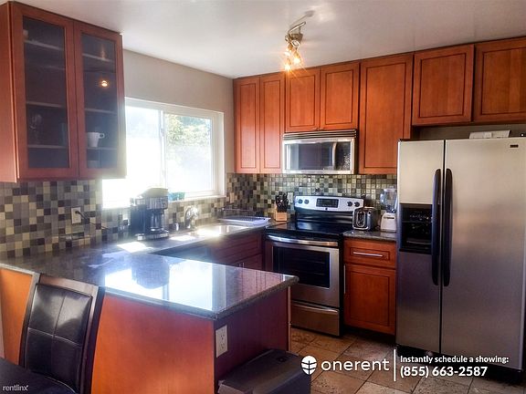 2nd image of 8009 Greenridge Dr APT 3
