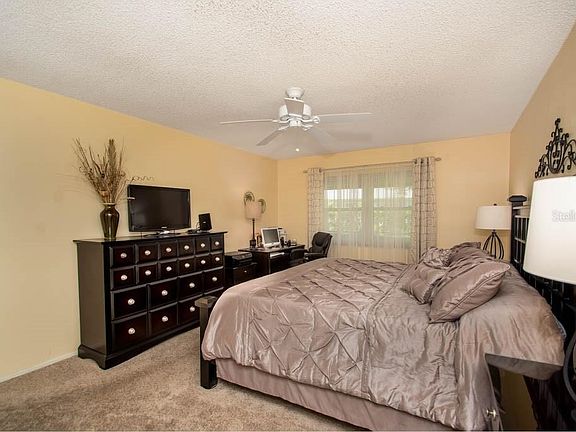 5th image of 907 Gillespie Dr