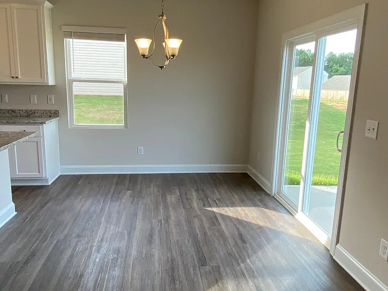 520 Access Dr — Photo 3
