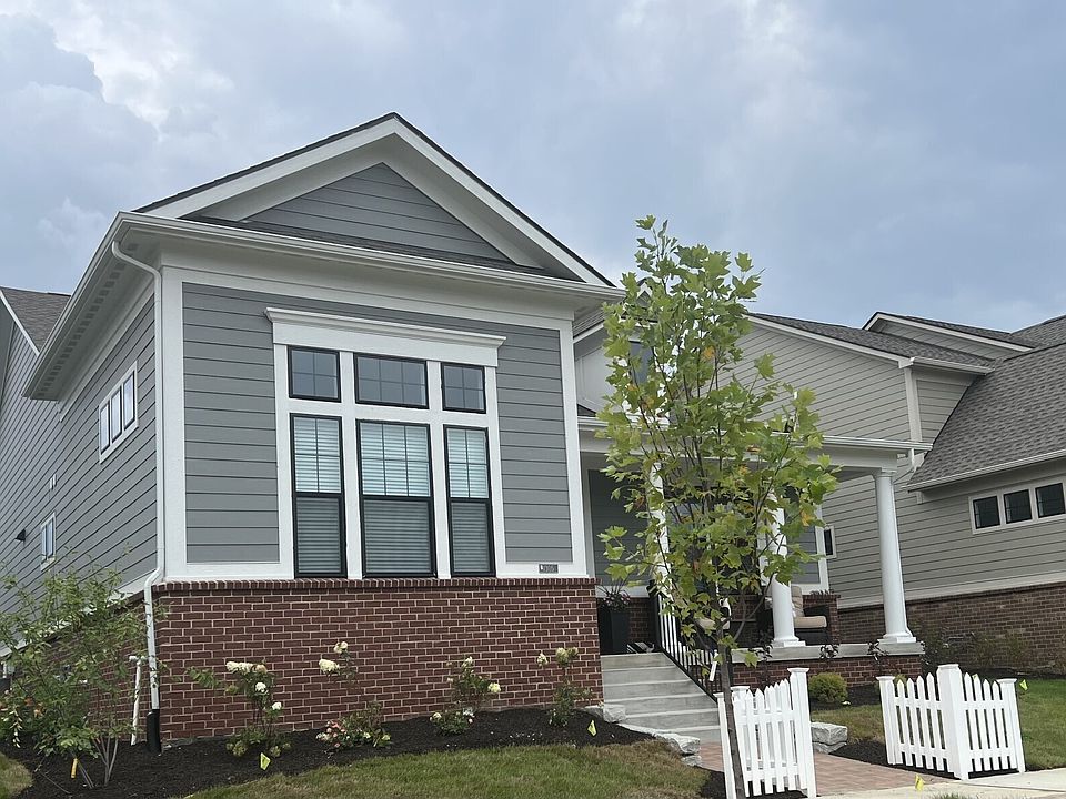 2nd image of 1305 Stonehaven Dr