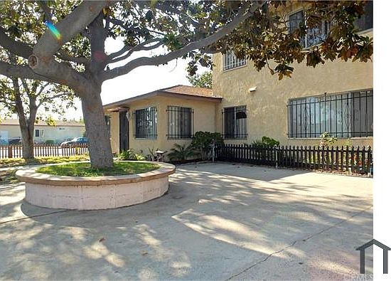 2nd image of 1900 Harbor Ave.