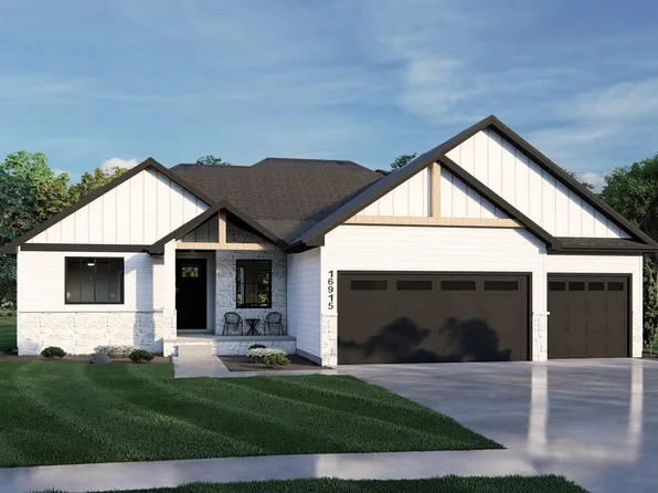 16915 Benjamin St, Bennington, NE 68007