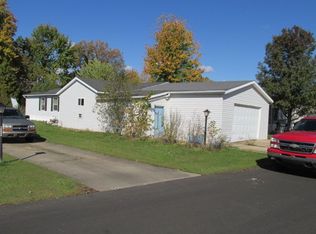 10057 William Henry Dr, Streetsboro, OH