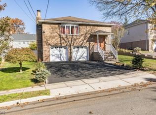 376 Mount Vernon St, Nutley, NJ