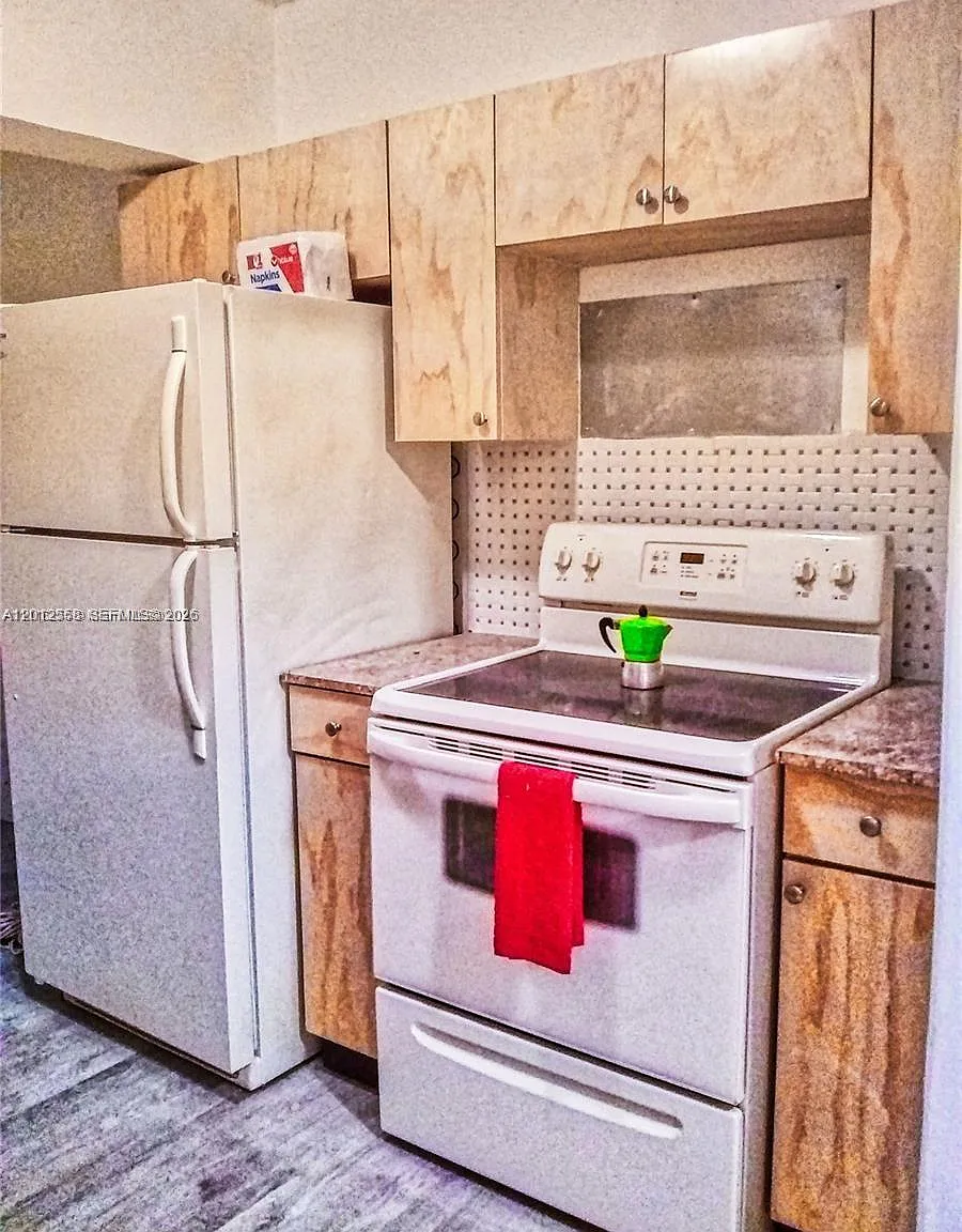 3 bed, $2,600 — Photo 3
