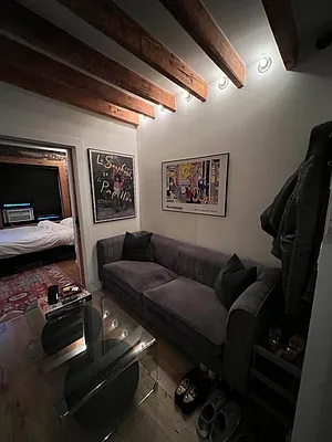 Rented by Owner | media 12